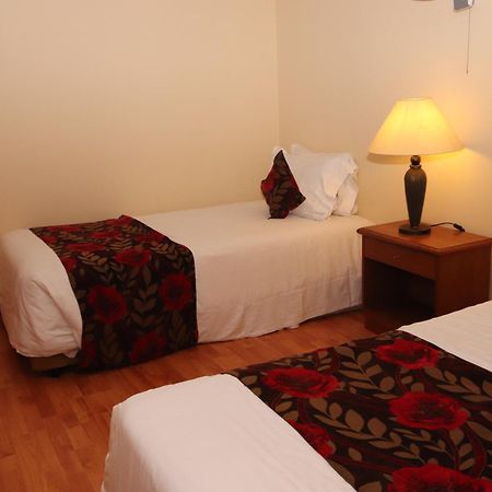 Golf Course Hotel Kampala Kültér fotó