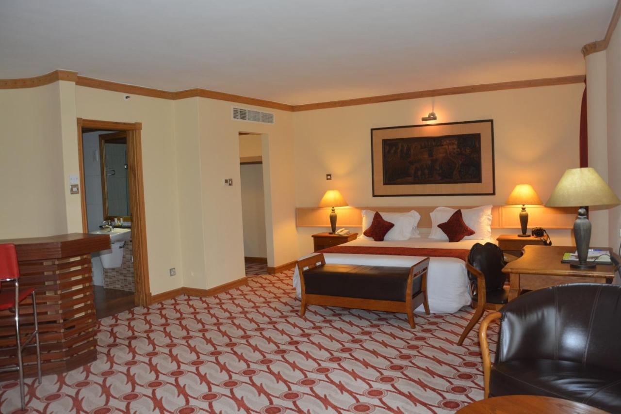 Golf Course Hotel Kampala Kültér fotó