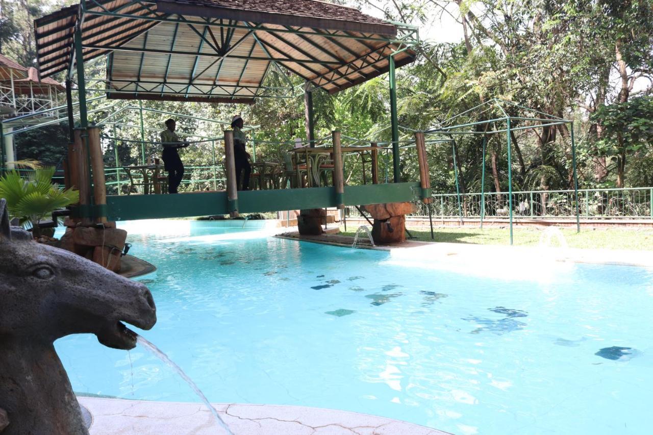 Golf Course Hotel Kampala Kültér fotó