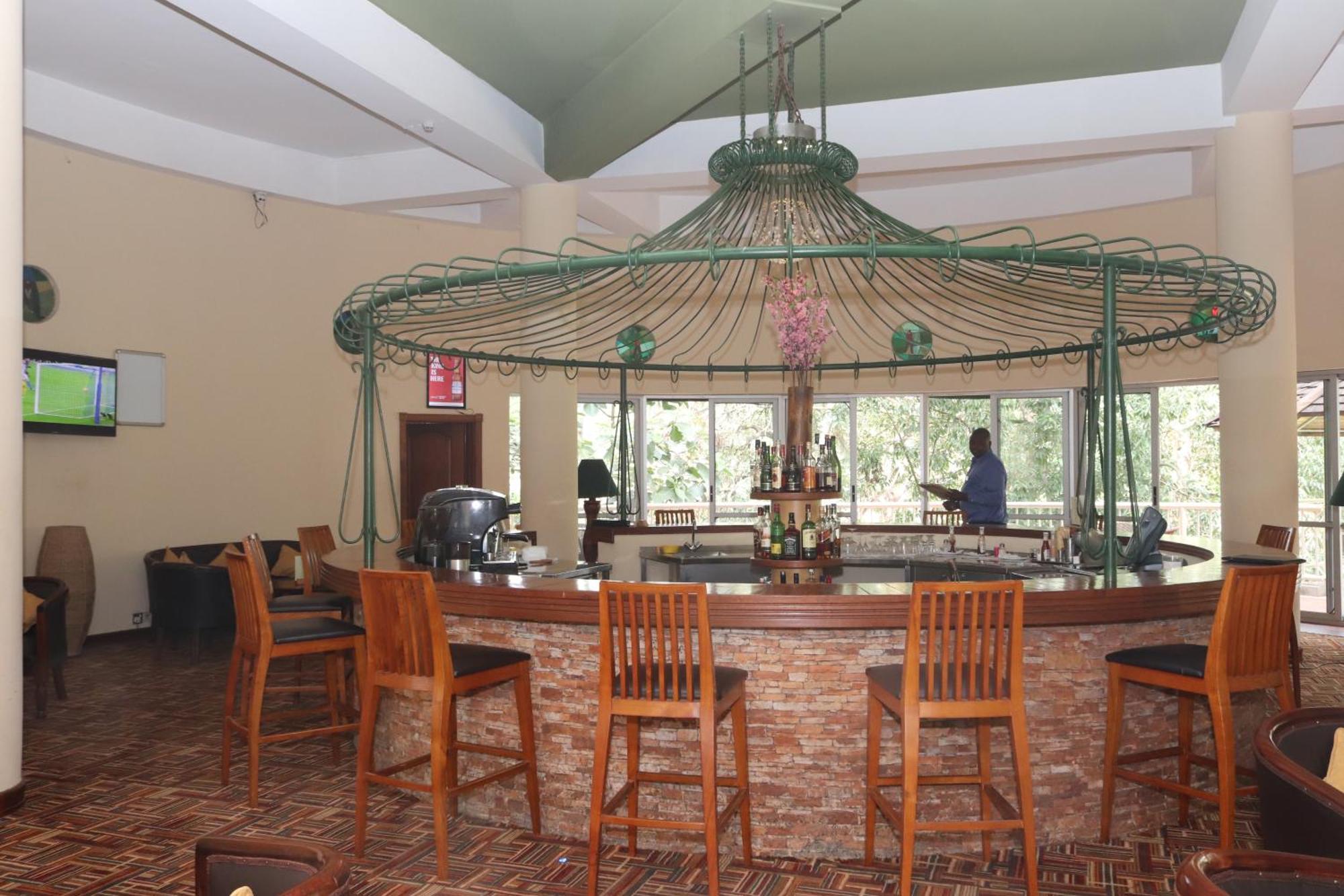 Golf Course Hotel Kampala Kültér fotó