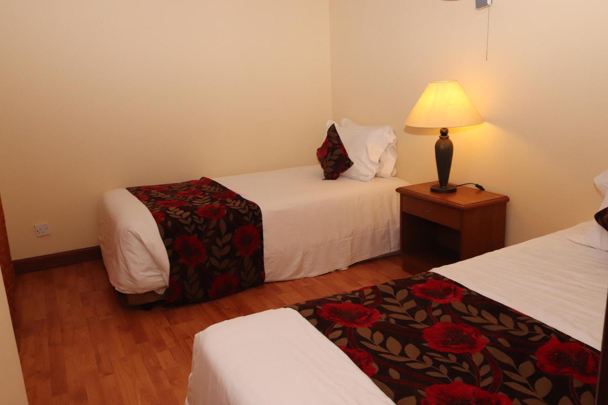 Golf Course Hotel Kampala Kültér fotó