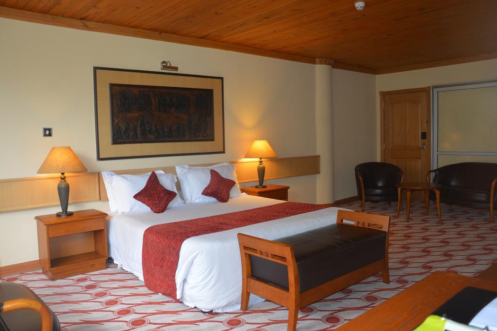 Golf Course Hotel Kampala Kültér fotó